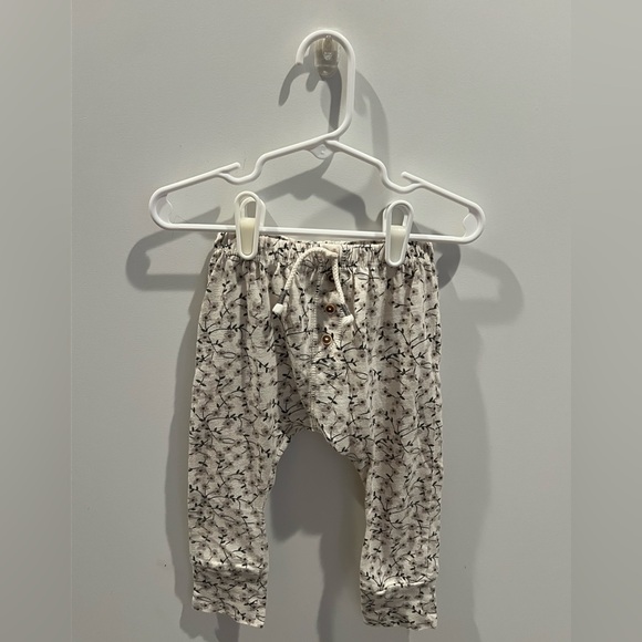 Jessica Simpson Two-Piece Set - Picture 4 of 5